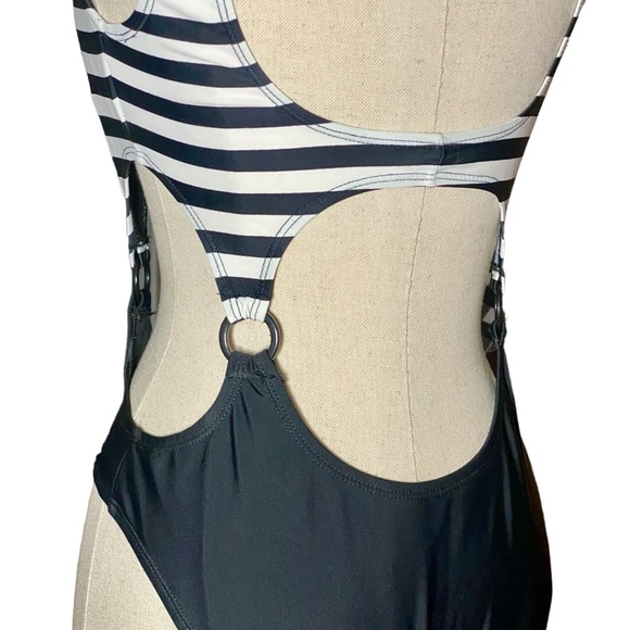 🔥Material Girl Cut-Out One Piece Bathing Suit size M - Picture 11 of 16